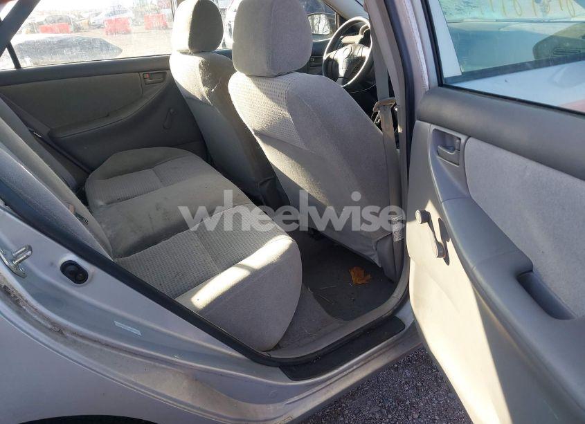 Photo 8 of 2005 Toyota Corolla CE (VIN 1NXBR32E45Z410031)