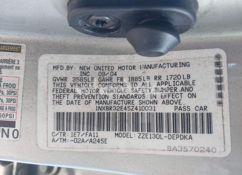 Photo 9 of 2005 Toyota Corolla CE (VIN 1NXBR32E45Z410031)