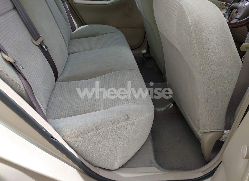 Photo 8 of 2005 Toyota Corolla CE (VIN 1NXBR32E45Z431431)