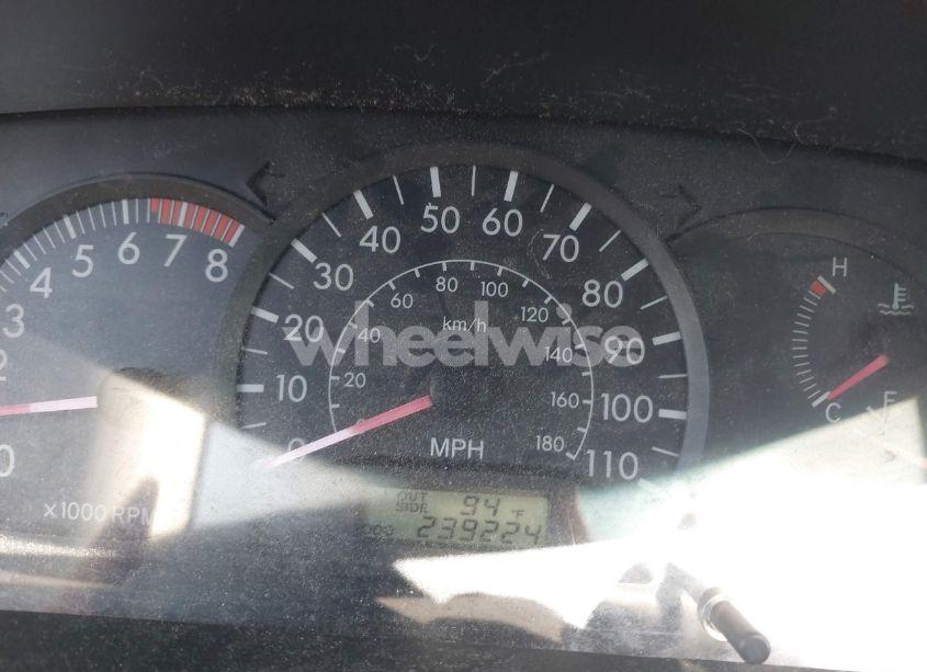 Photo 7 of 2005 Toyota Corolla CE (VIN 1NXBR32E45Z433955)