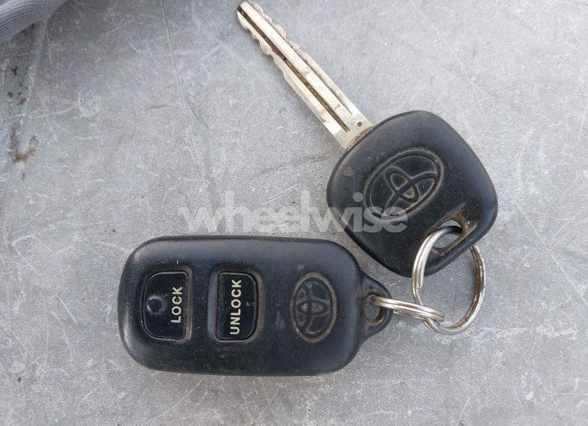 Photo 11 of 2005 Toyota Corolla S (VIN 1NXBR32E45Z481522)