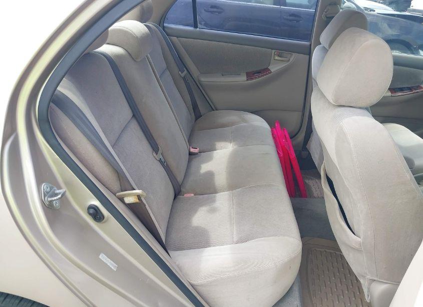 Photo 8 of 2005 Toyota Corolla LE (VIN 1NXBR32E45Z534994)