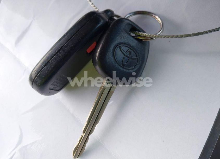 Photo 11 of 2005 Toyota Corolla LE (VIN 1NXBR32E45Z542593)