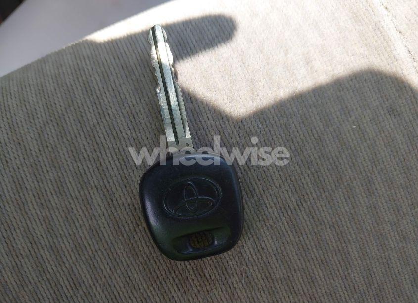 Photo 11 of 2005 Toyota Corolla LE (VIN 1NXBR32E45Z552704)