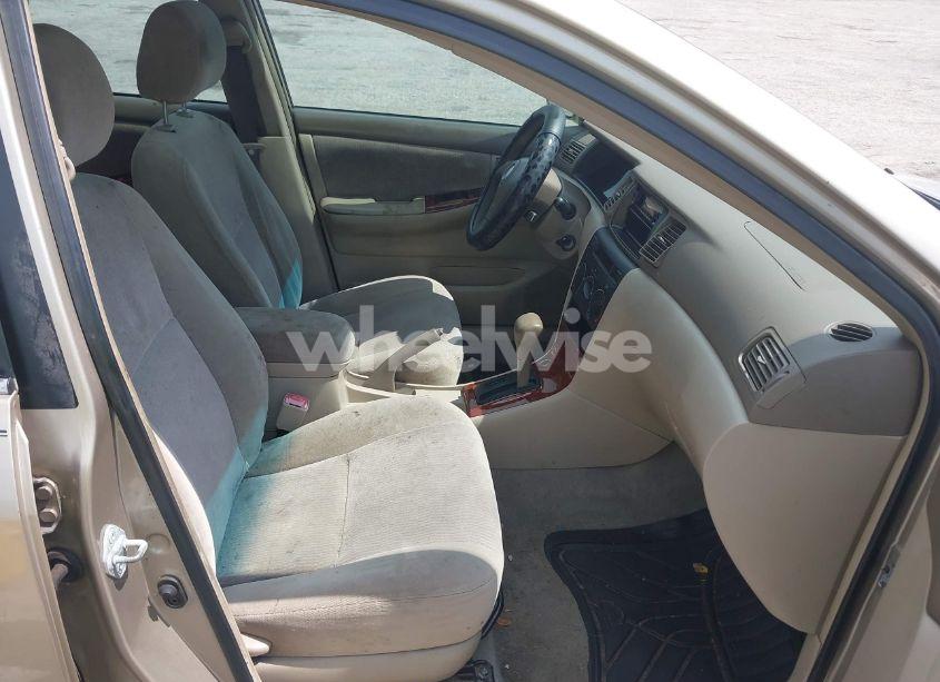 Photo 5 of 2005 Toyota Corolla LE (VIN 1NXBR32E45Z552704)