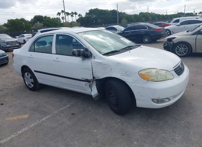 2006 Toyota Corolla CE (VIN 1NXBR32E46Z569018) main photo