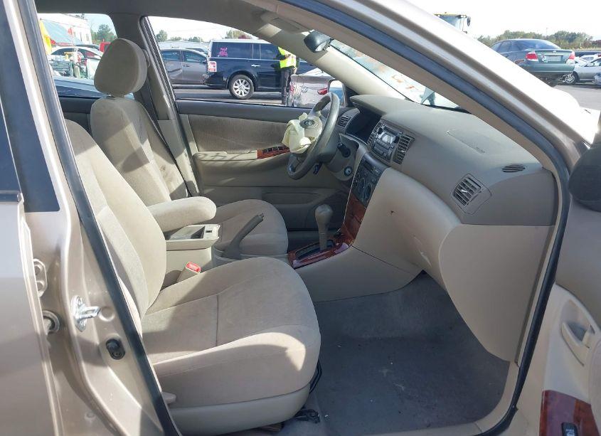 Photo 5 of 2006 Toyota Corolla LE (VIN 1NXBR32E46Z669149)