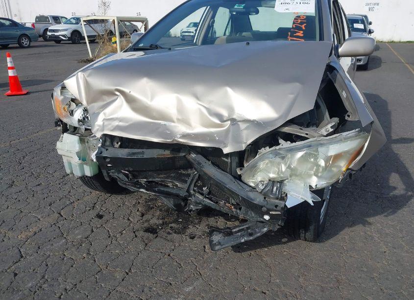 Photo 6 of 2006 Toyota Corolla LE (VIN 1NXBR32E46Z669149)