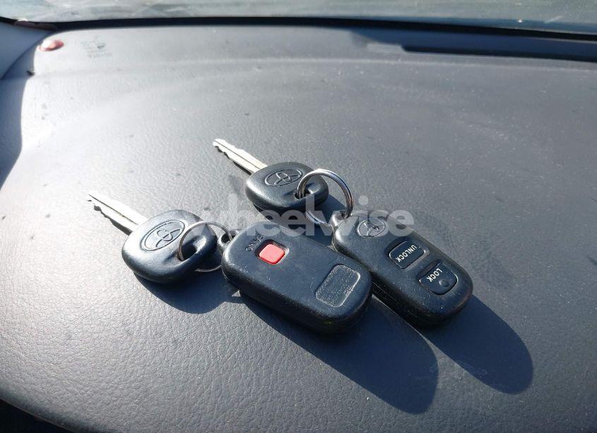 Photo 11 of 2006 Toyota Corolla S (VIN 1NXBR32E46Z690373)