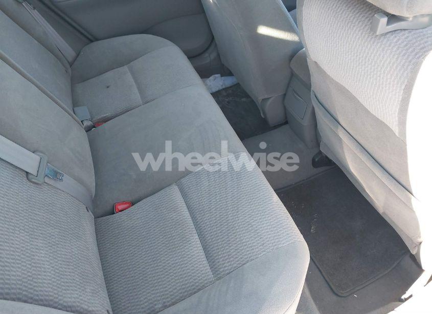 Photo 8 of 2006 Toyota Corolla LE (VIN 1NXBR32E46Z715529)