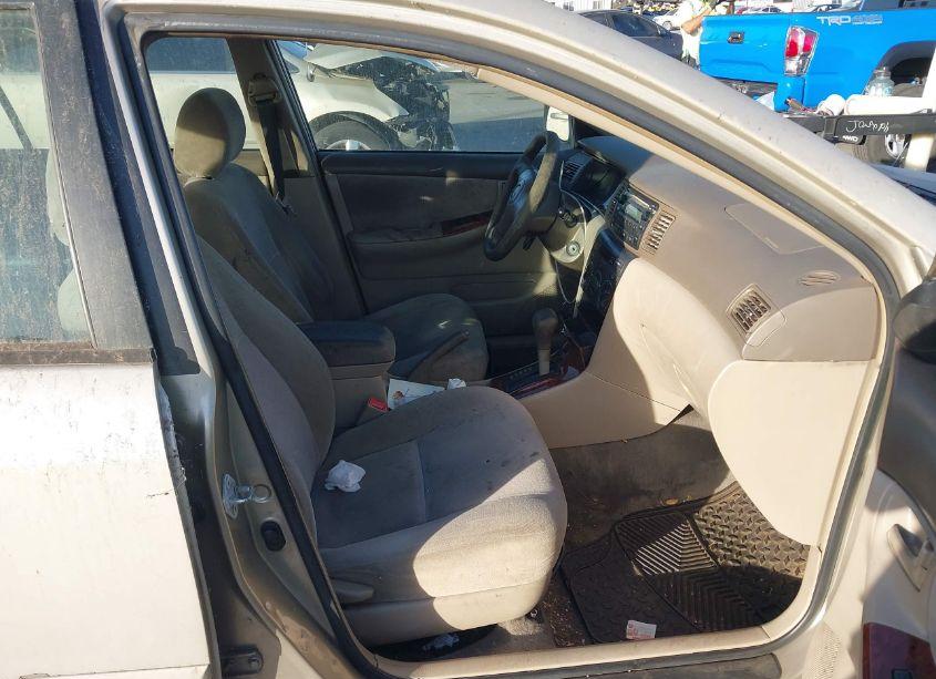 Photo 5 of 2007 Toyota Corolla LE (VIN 1NXBR32E47Z768510)