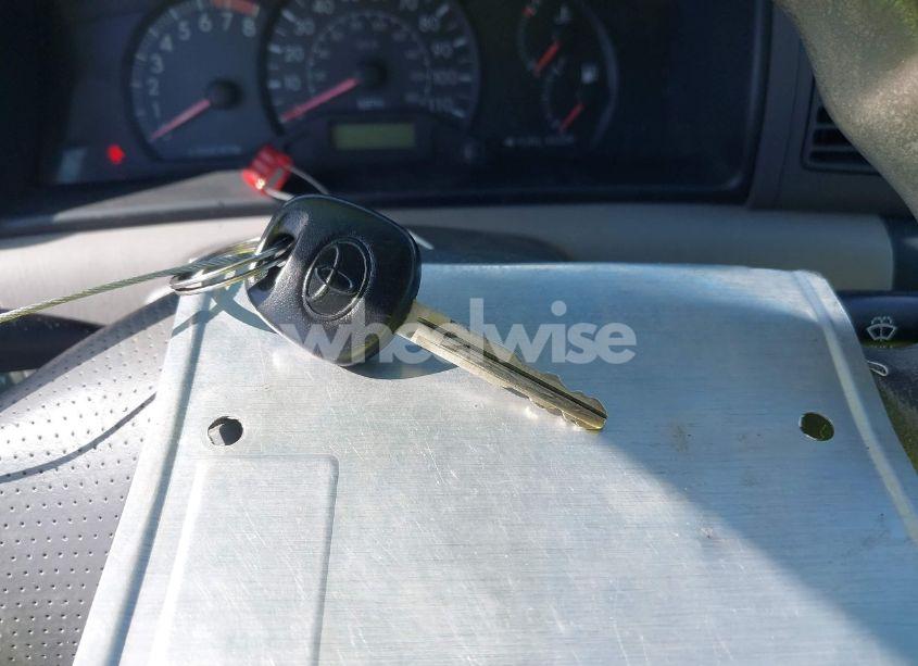 Photo 11 of 2007 Toyota Corolla CE (VIN 1NXBR32E47Z790569)