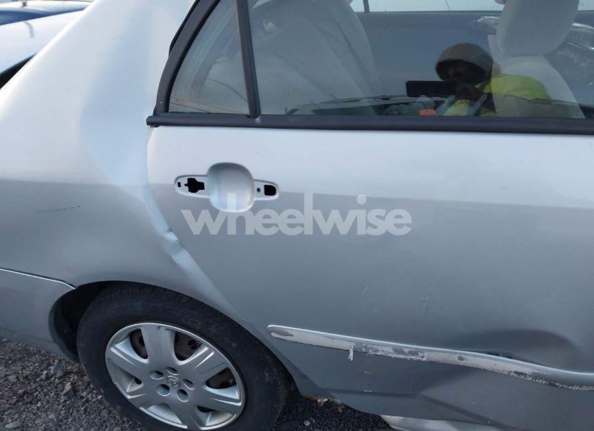 Photo 14 of 2007 Toyota Corolla LE (VIN 1NXBR32E47Z796341)