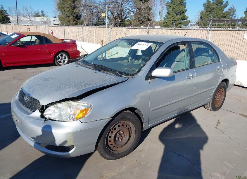 Photo 2 of 2007 Toyota Corolla LE (VIN 1NXBR32E47Z798901)