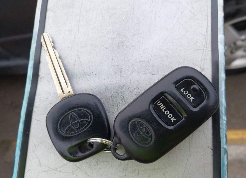 Photo 11 of 2007 Toyota Corolla S (VIN 1NXBR32E47Z842895)