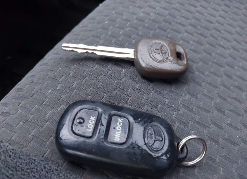 Photo 11 of 2007 Toyota Corolla S (VIN 1NXBR32E47Z887397)