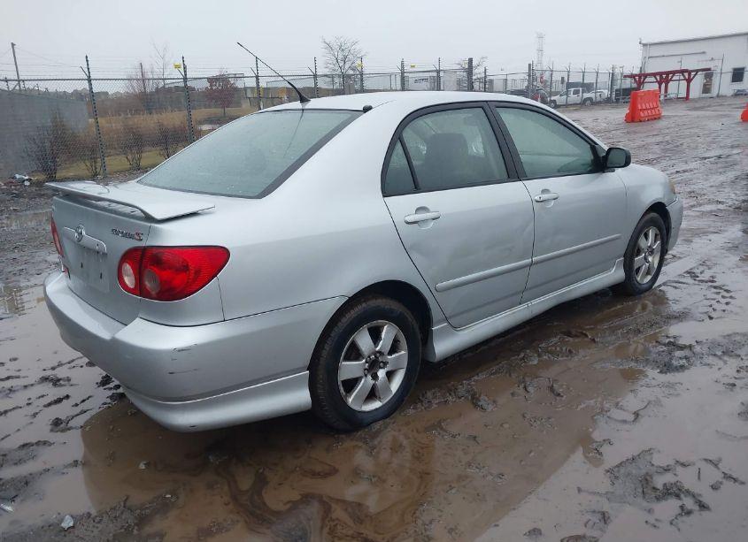 Photo 4 of 2007 Toyota Corolla S (VIN 1NXBR32E47Z887397)