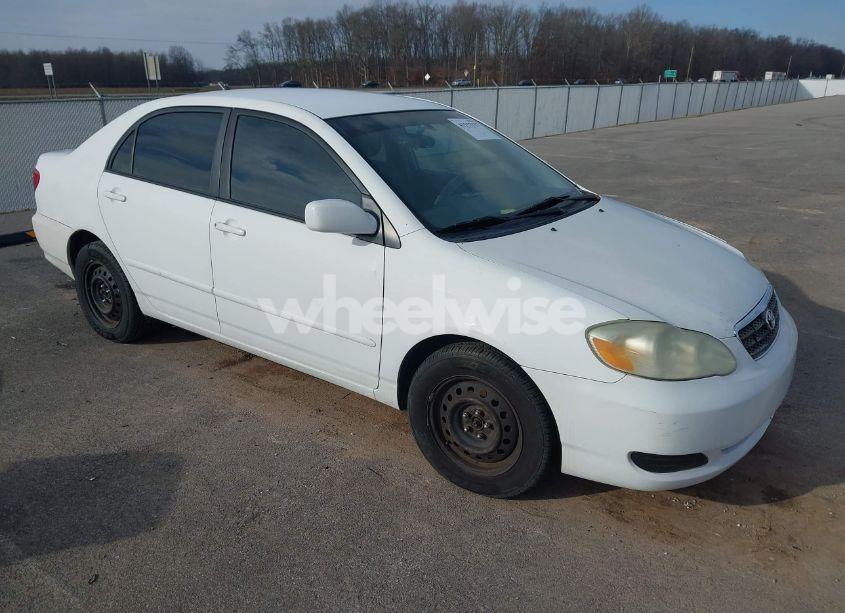 2007 Toyota Corolla LE (VIN 1NXBR32E47Z898089) main photo