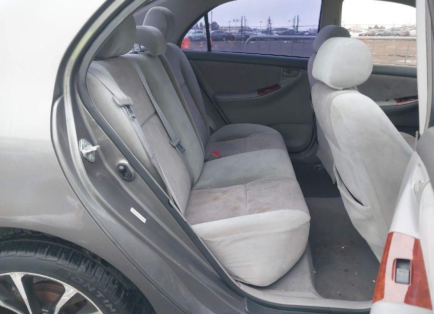 Photo 8 of 2007 Toyota Corolla LE (VIN 1NXBR32E47Z923556)