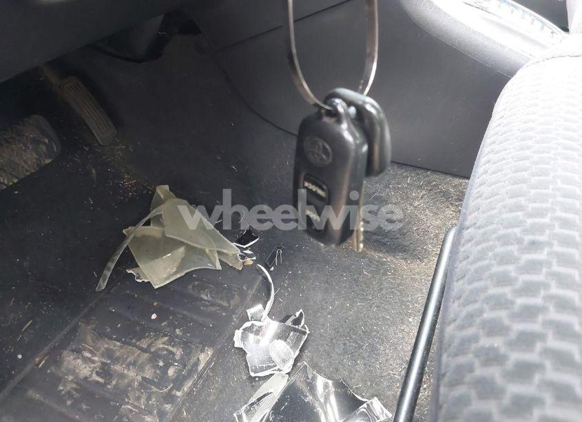 Photo 11 of 2007 Toyota Corolla S (VIN 1NXBR32E47Z925422)