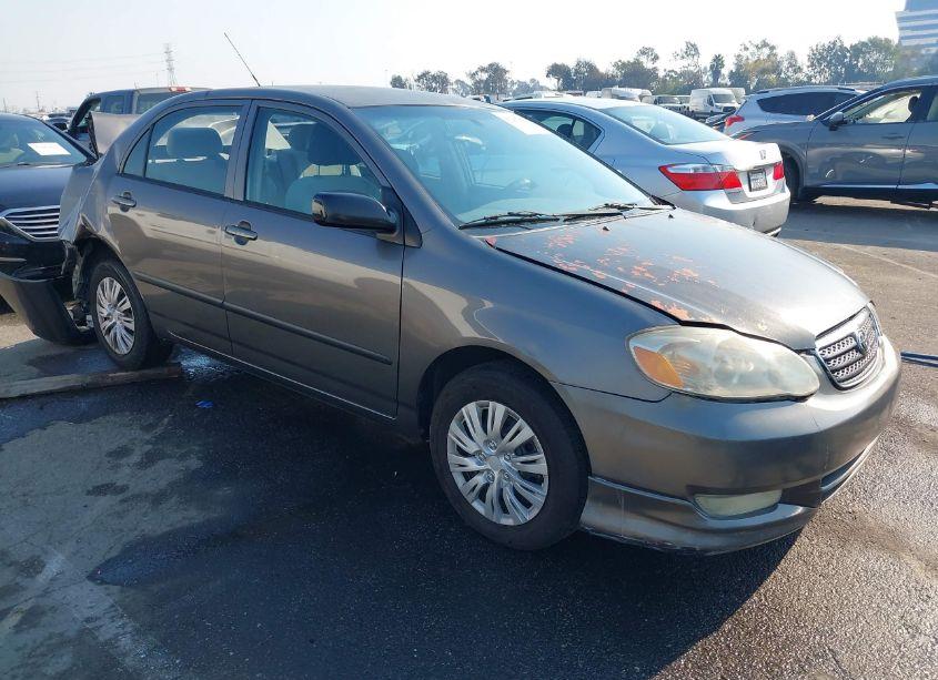 2008 Toyota Corolla CE (VIN 1NXBR32E48Z010815) main photo