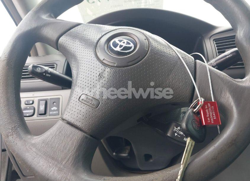 Photo 11 of 2008 Toyota Corolla CE (VIN 1NXBR32E48Z033186)