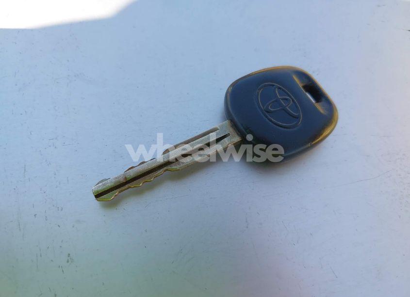 Photo 11 of 2008 Toyota Corolla CE (VIN 1NXBR32E48Z950497)