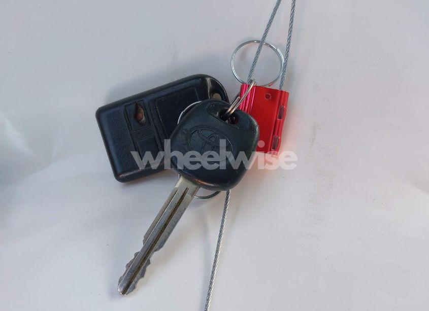 Photo 11 of 2008 Toyota Corolla CE (VIN 1NXBR32E48Z998517)