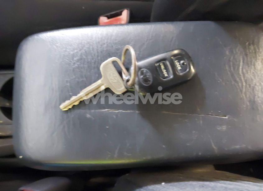 Photo 11 of 2003 Toyota Corolla S (VIN 1NXBR32E53Z114142)