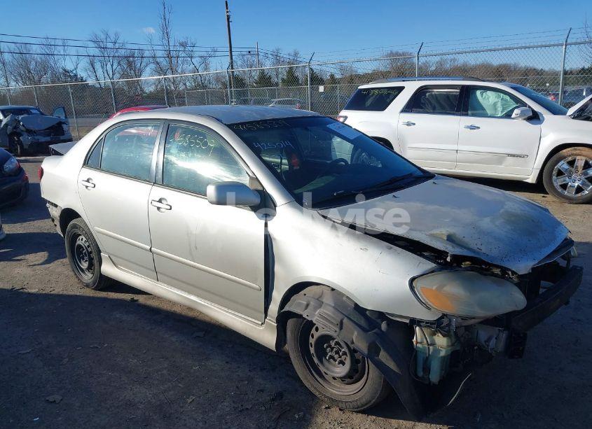 2004 Toyota Corolla S (VIN 1NXBR32E54Z263040) main photo