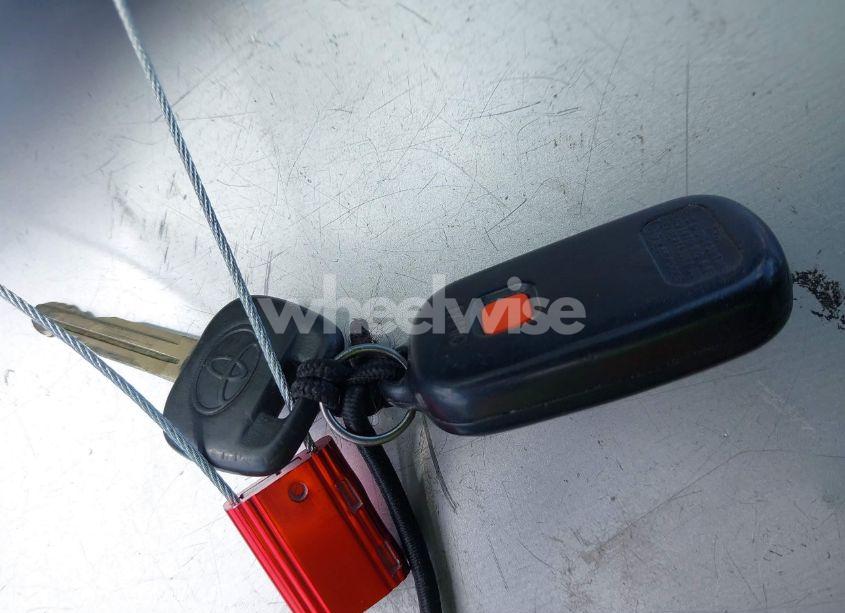 Photo 11 of 2004 Toyota Corolla LE (VIN 1NXBR32E54Z265306)