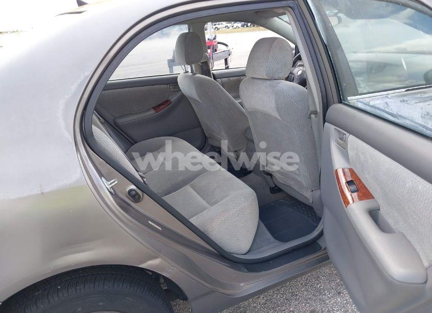 Photo 8 of 2004 Toyota Corolla LE (VIN 1NXBR32E54Z265306)