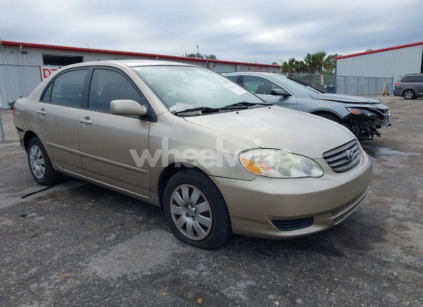 2004 Toyota Corolla LE (VIN 1NXBR32E54Z315475) main photo