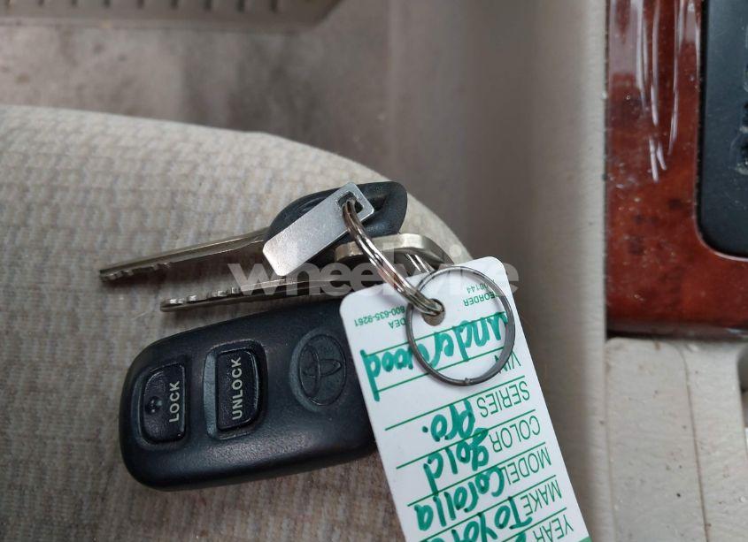 Photo 11 of 2004 Toyota Corolla LE (VIN 1NXBR32E54Z315475)