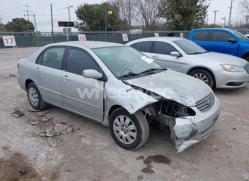 2004 Toyota Corolla LE (VIN 1NXBR32E54Z327013) main photo