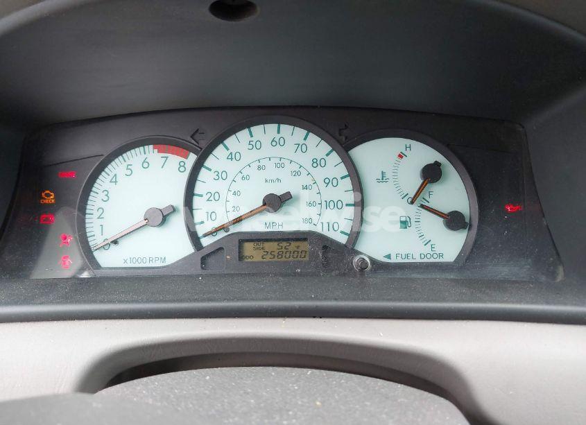 Photo 7 of 2004 Toyota Corolla LE (VIN 1NXBR32E54Z327013)