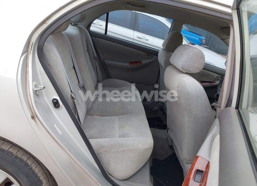 Photo 8 of 2004 Toyota Corolla LE (VIN 1NXBR32E54Z327013)