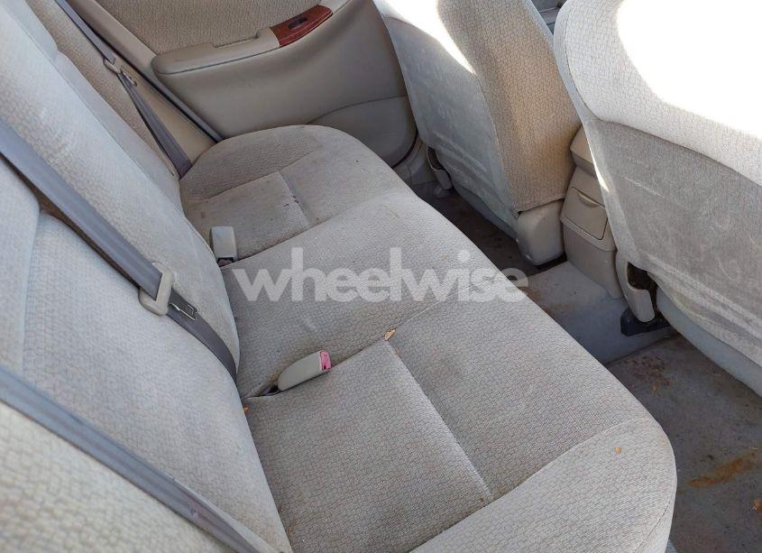 Photo 8 of 2004 Toyota Corolla LE (VIN 1NXBR32E54Z335709)