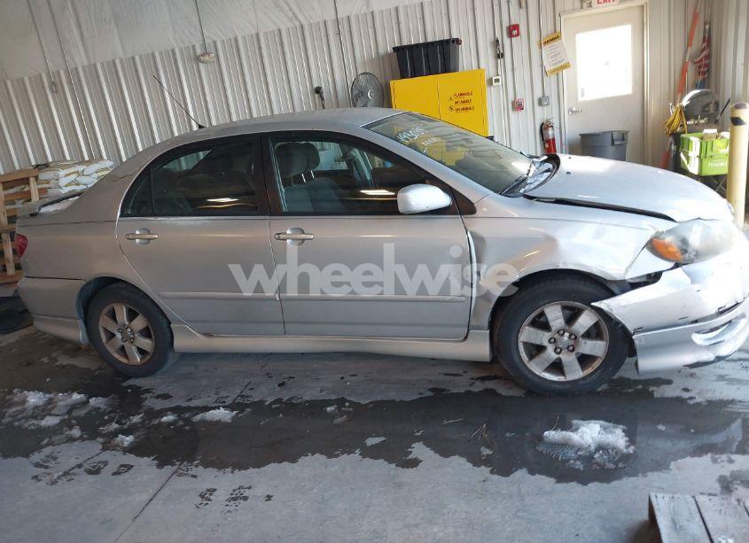 Photo 13 of 2005 Toyota Corolla S (VIN 1NXBR32E55Z354570)