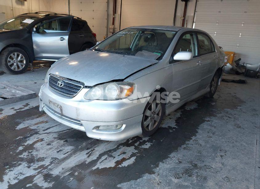 Photo 2 of 2005 Toyota Corolla S (VIN 1NXBR32E55Z354570)
