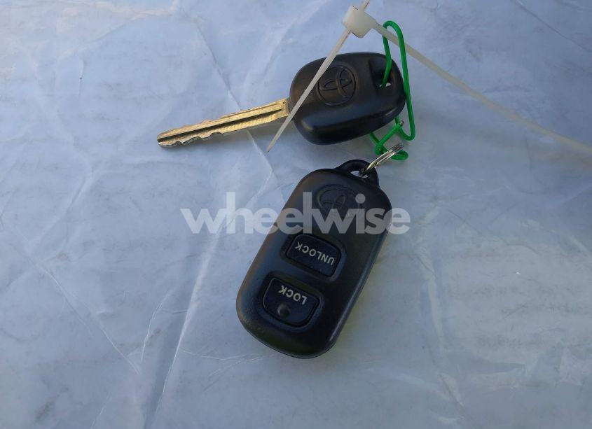 Photo 11 of 2005 Toyota Corolla LE (VIN 1NXBR32E55Z377685)