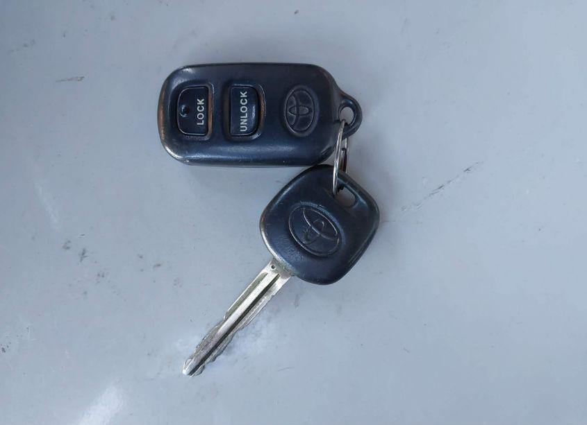 Photo 11 of 2005 Toyota Corolla S (VIN 1NXBR32E55Z411303)