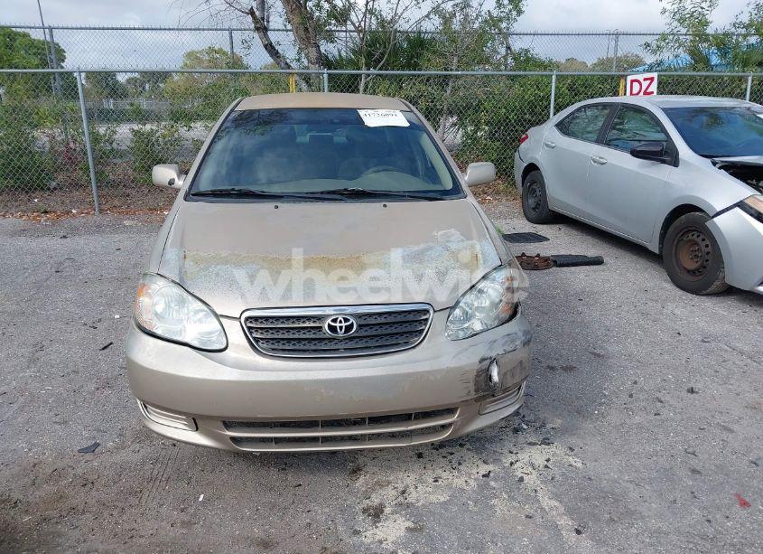 Photo 12 of 2005 Toyota Corolla LE (VIN 1NXBR32E55Z431017)