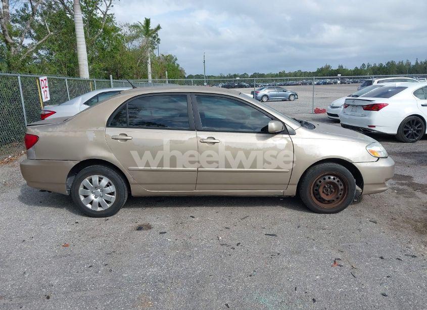 Photo 13 of 2005 Toyota Corolla LE (VIN 1NXBR32E55Z431017)