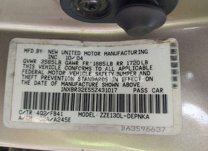 Photo 9 of 2005 Toyota Corolla LE (VIN 1NXBR32E55Z431017)