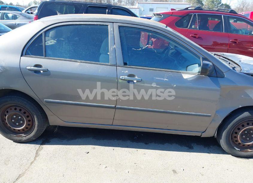 Photo 13 of 2005 Toyota Corolla CE (VIN 1NXBR32E55Z437304)