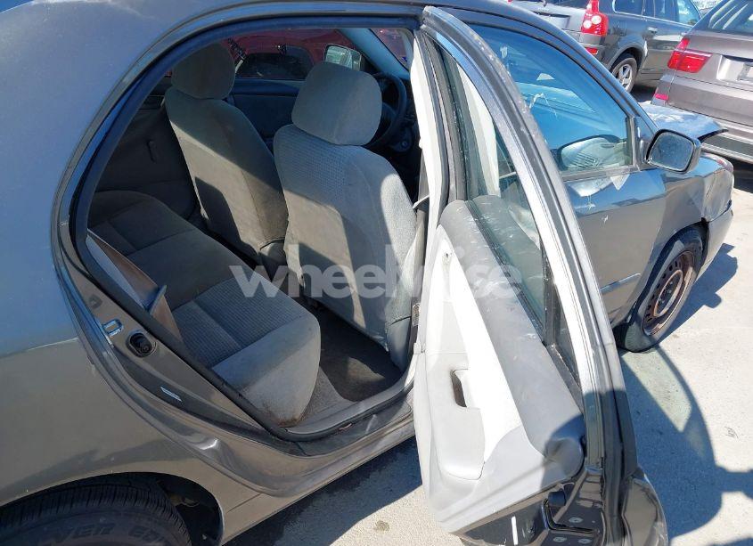 Photo 8 of 2005 Toyota Corolla CE (VIN 1NXBR32E55Z437304)