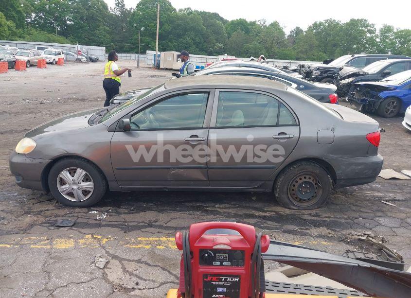 Photo 14 of 2005 Toyota Corolla CE (VIN 1NXBR32E55Z437786)