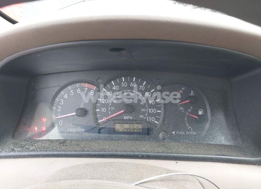 Photo 7 of 2005 Toyota Corolla CE (VIN 1NXBR32E55Z437786)