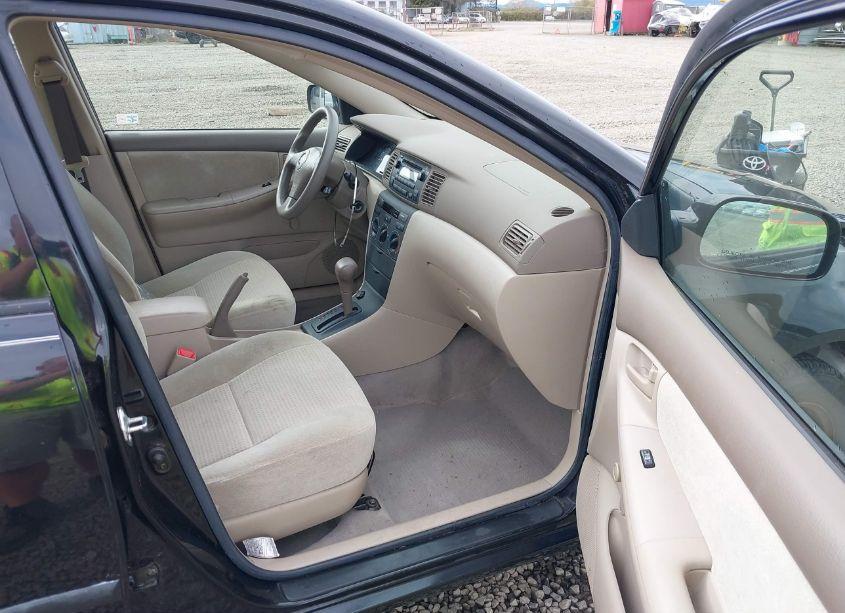 Photo 5 of 2005 Toyota Corolla CE (VIN 1NXBR32E55Z453759)